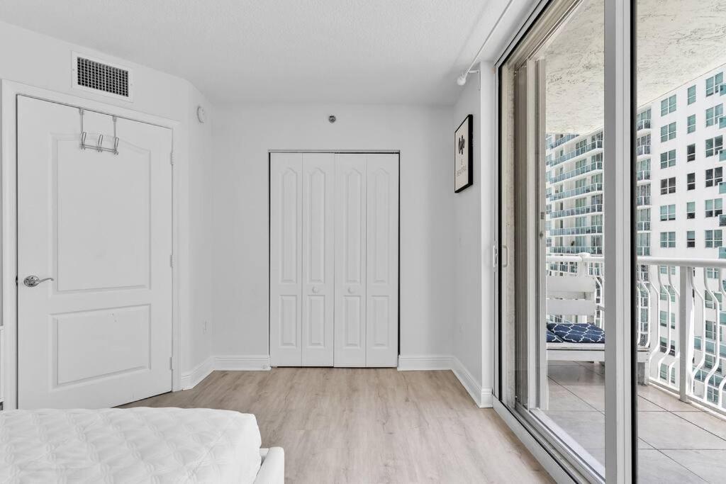 마이애미 Modern 2/2 With Beautiful Ocean And Brickell Views 아파트 외부 사진
